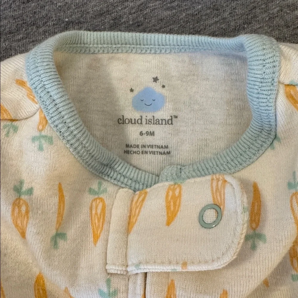 Easter Cloud Island Baby Footed One-Piece Sleepers Girl Boy Unisex 6-9 Months - Picture 2 of 5